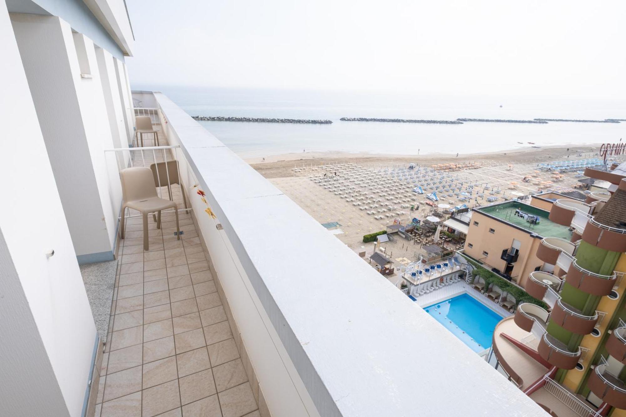 Hotel Capitol Gatteo a Mare Exteriér fotografie